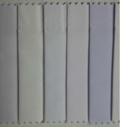 DG- SNYU 漂白雙面卡T/C 23*21/138*71 半線卡 21*16/128*60  紗卡21*21/108*58 耐漂白水 耐氯漂 制服 Anti bleaching bleaching resistant 側面照